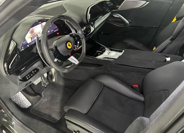 Ferrari Purosangue 2024