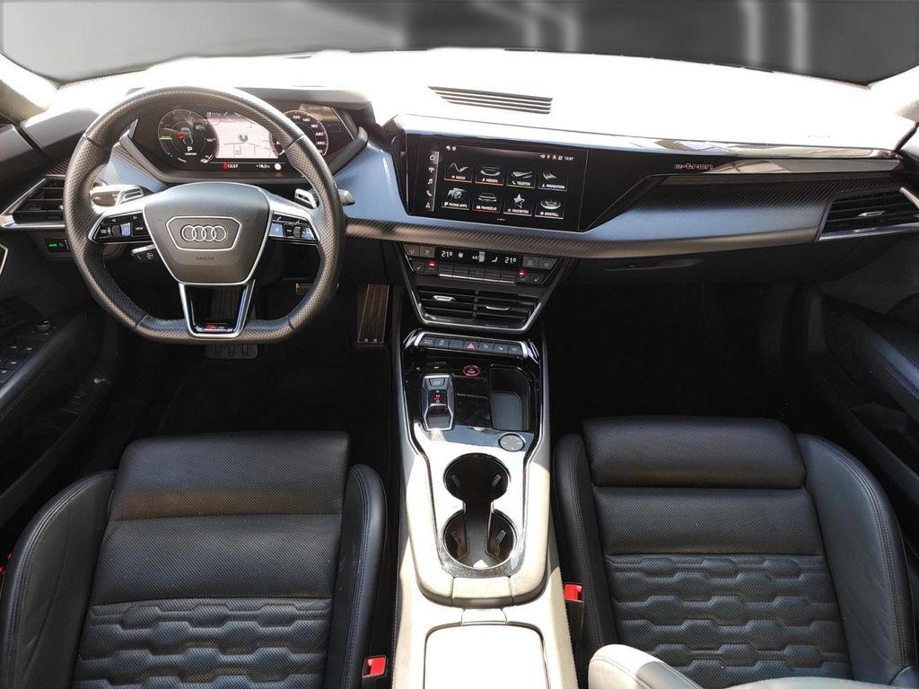 Audi RS e-tron GT 2021