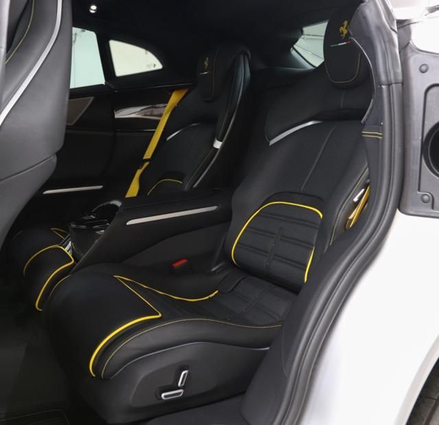 Ferrari Purosangue 2023