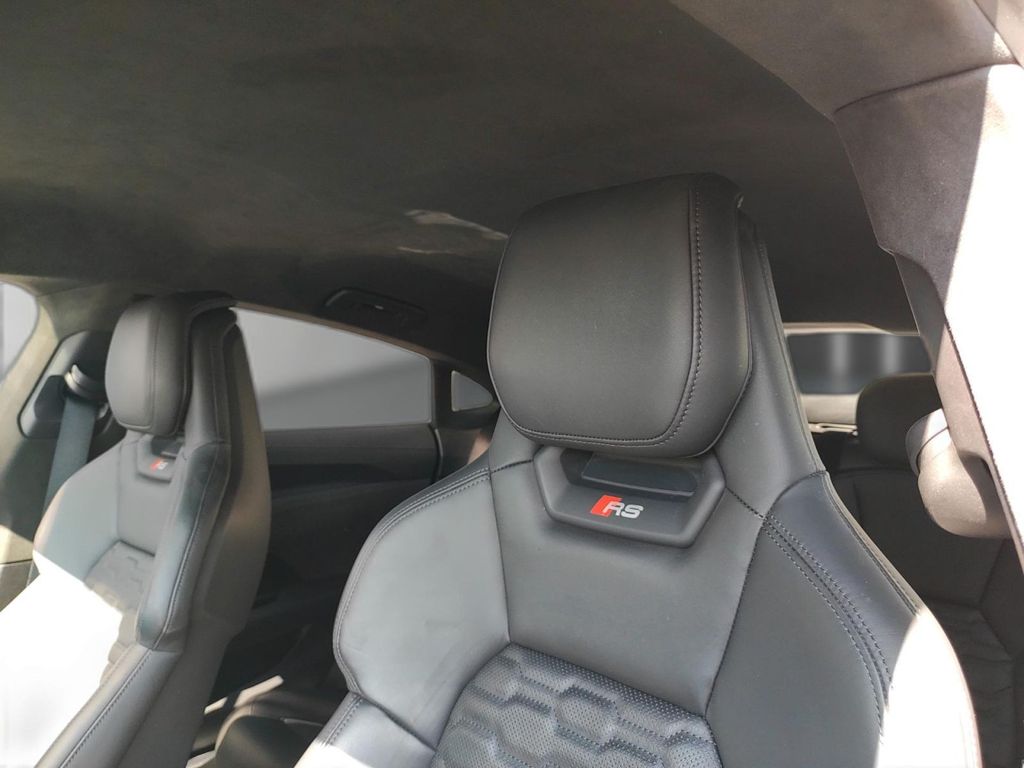 Audi RS e-tron GT 2021