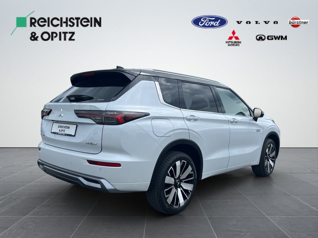 Mitsubishi Outlander 2025