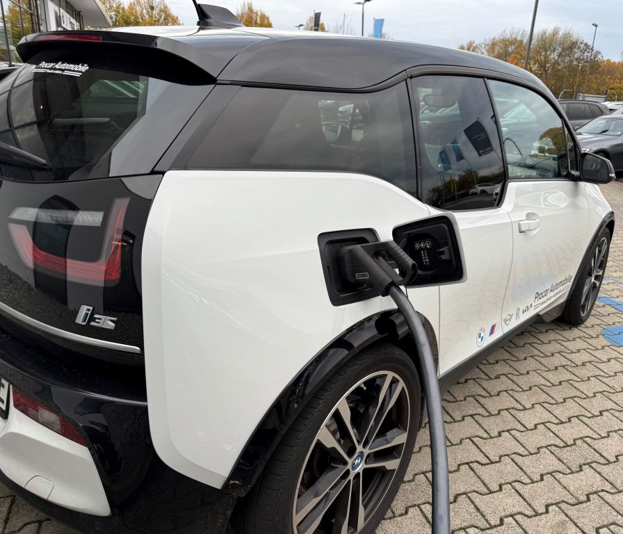 BMW i3 2022