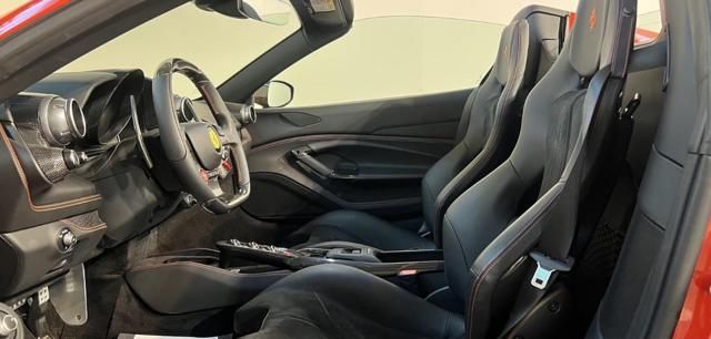 Ferrari F8 2021
