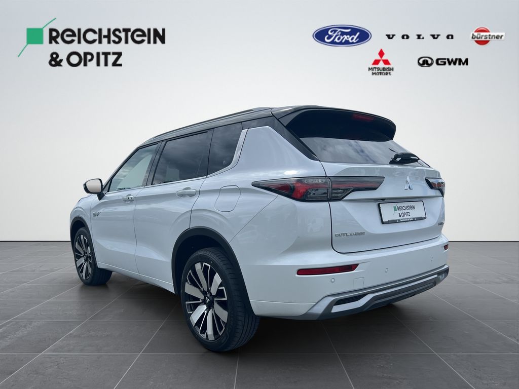 Mitsubishi Outlander 2025