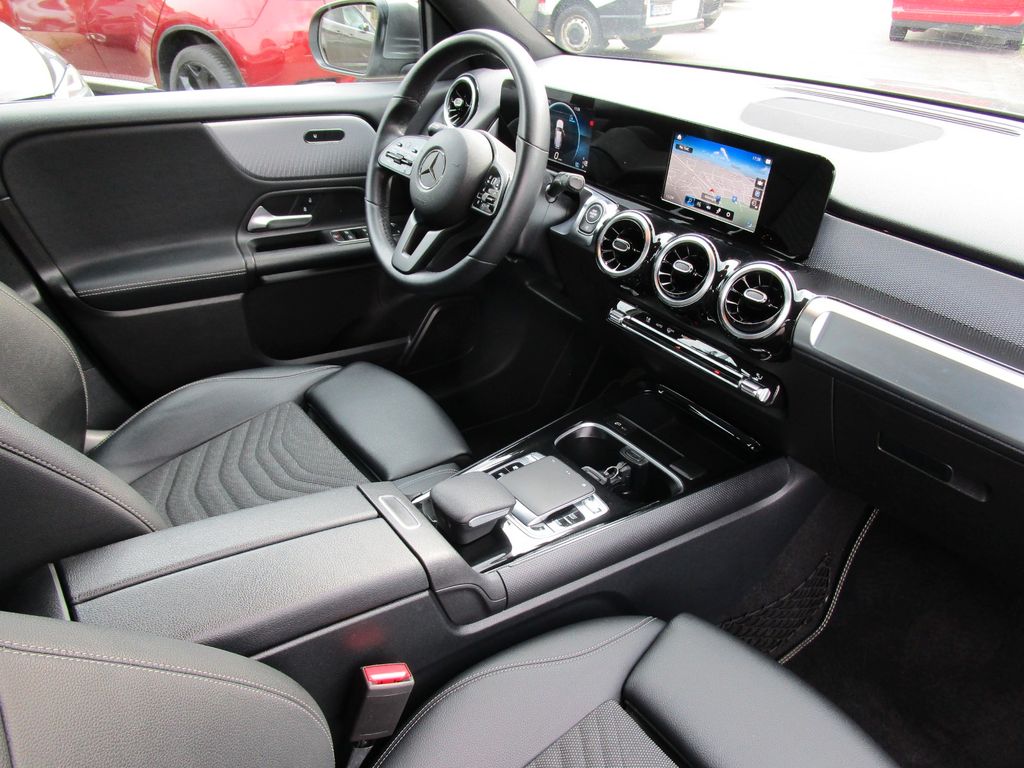 Mercedes-Benz GLB 180 2020