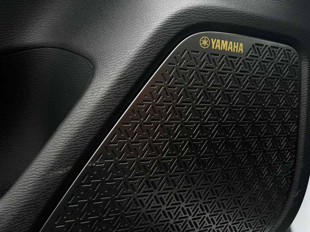 Mitsubishi Outlander 2025