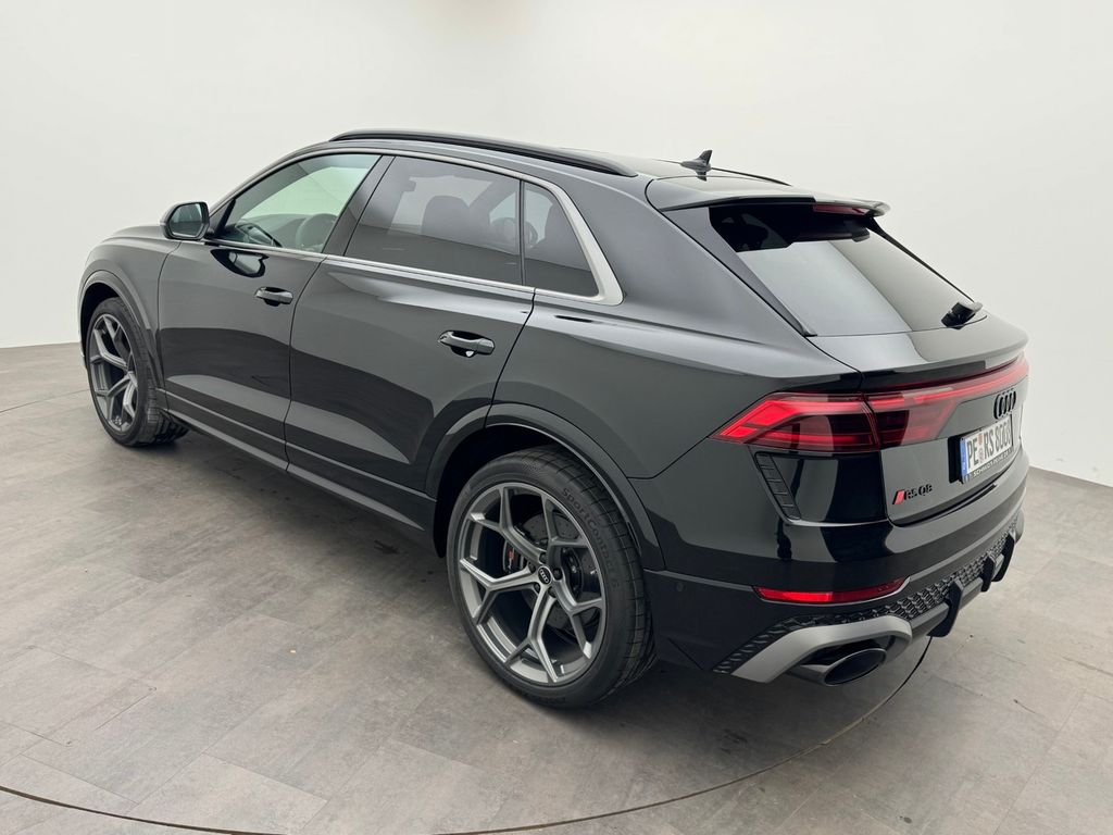 Audi RSQ8 2024