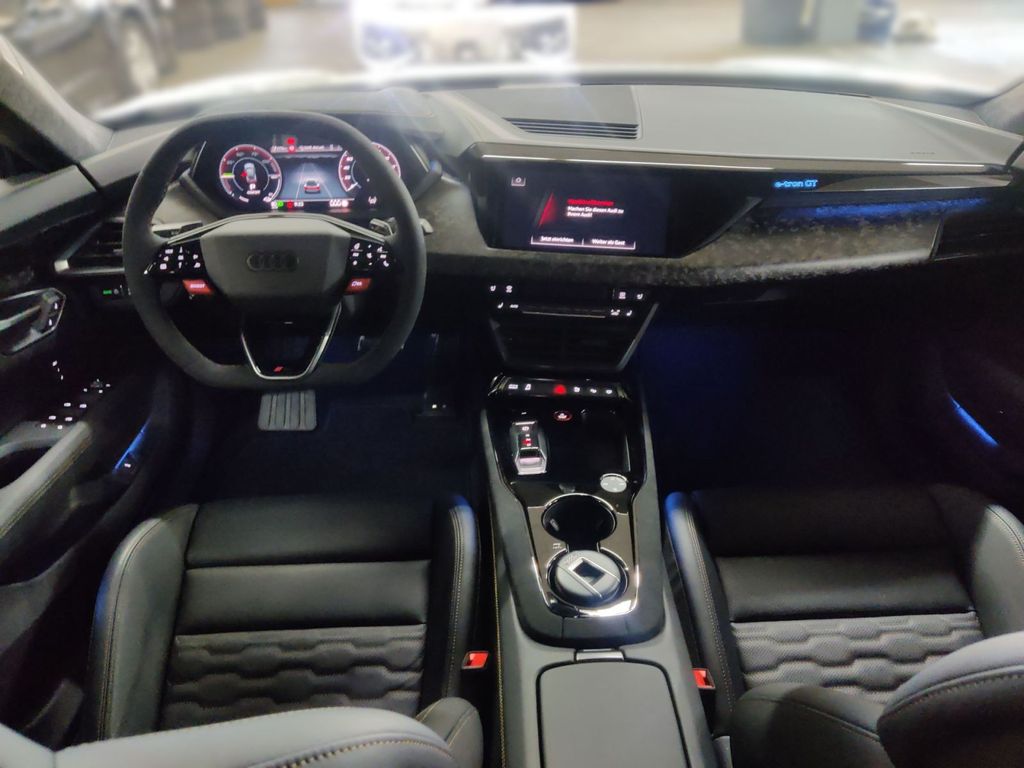 Audi RS e-tron GT 2024