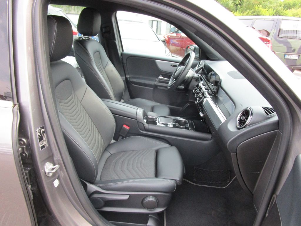 Mercedes-Benz GLB 180 2020