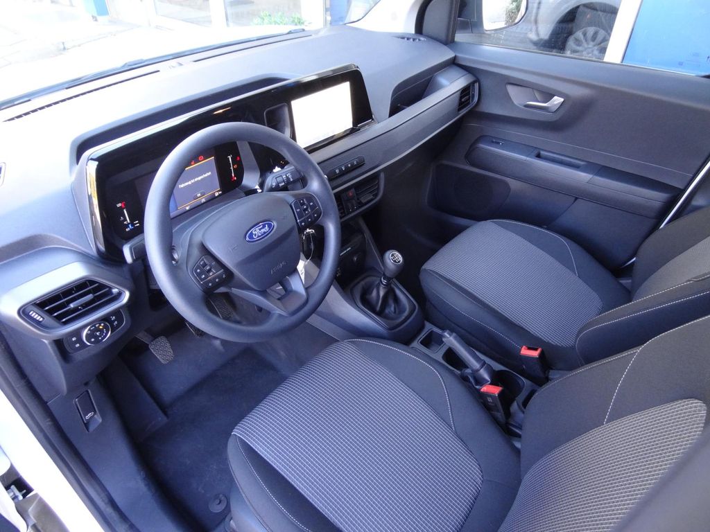 Ford Transit Courier 2025