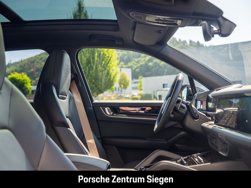 Porsche Cayenne 2025