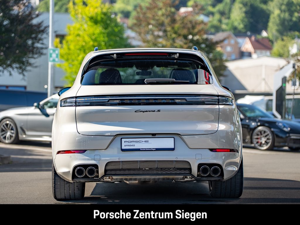 Porsche Cayenne 2025