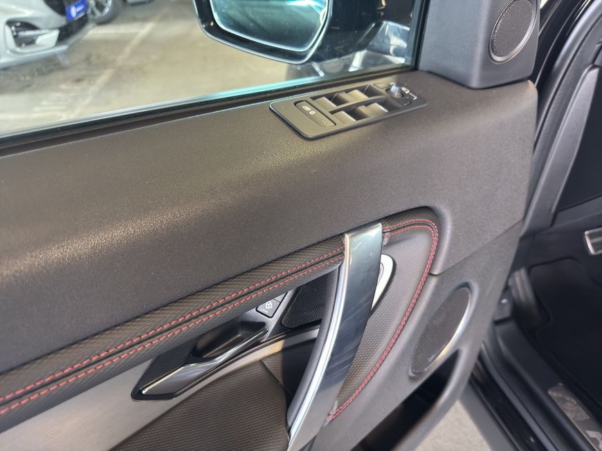 Land Rover Discovery Sport 2023