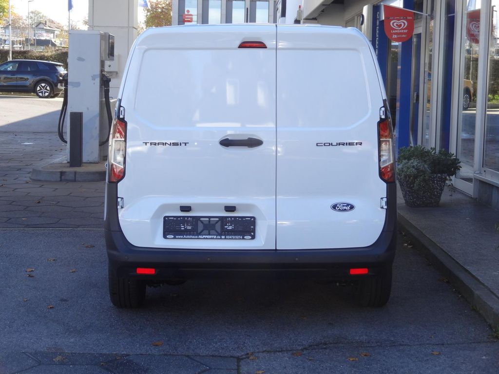 Ford Transit Courier 2025