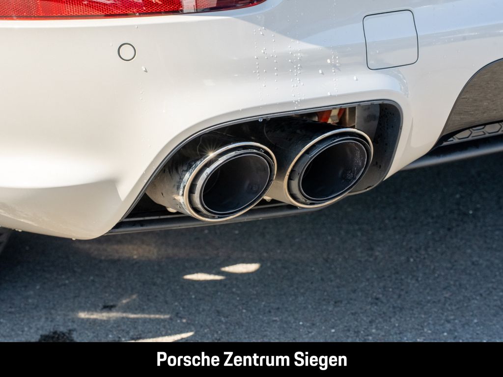 Porsche Cayenne 2025