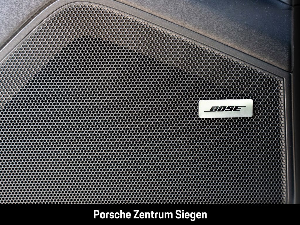 Porsche Cayenne 2025