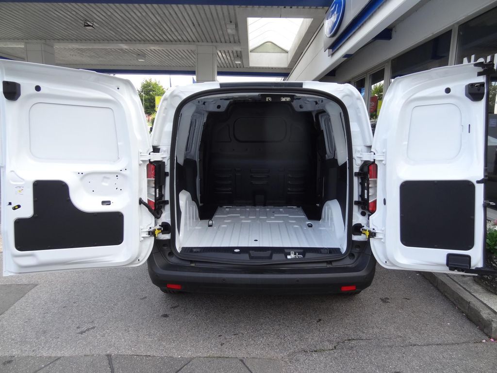 Ford Transit Courier 2025