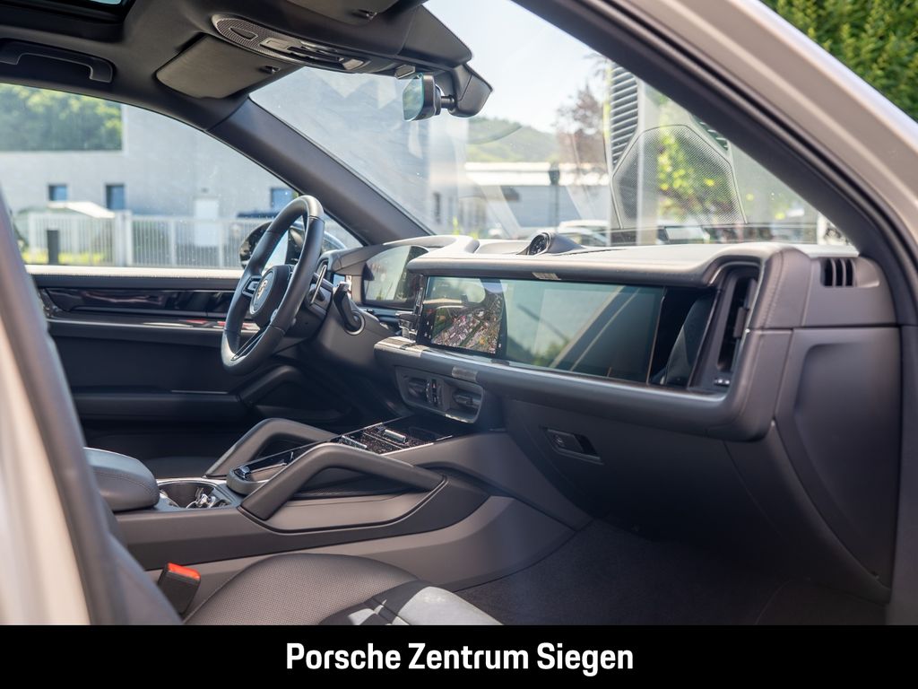 Porsche Cayenne 2025