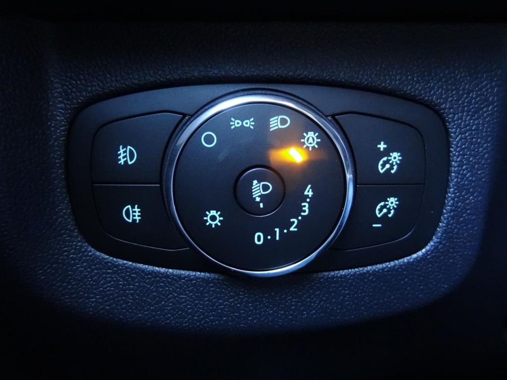 Ford Transit Courier 2025