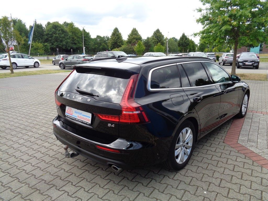 Volvo V60 2021