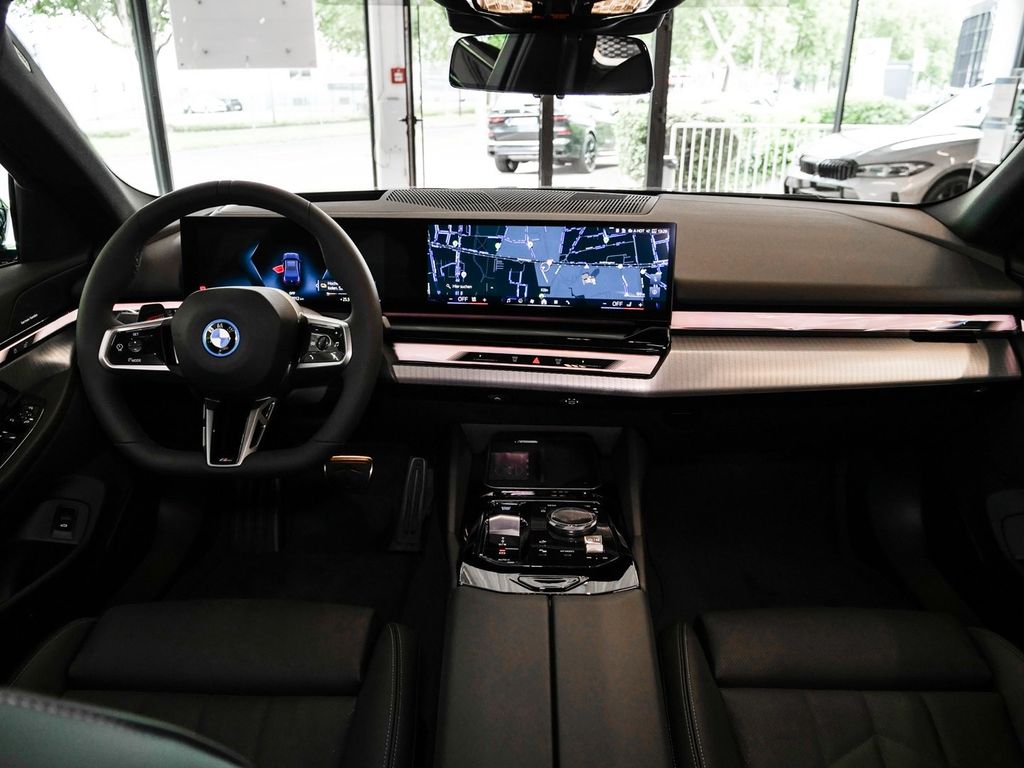 BMW i5 2025