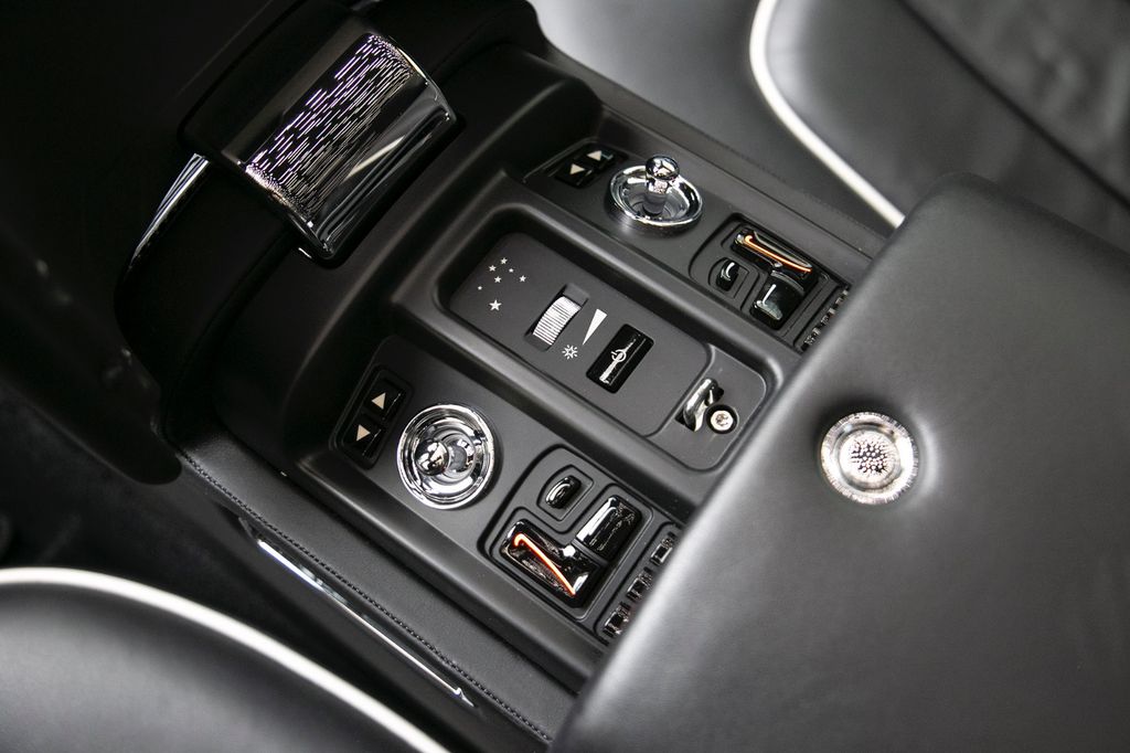 Rolls-Royce Phantom 2015