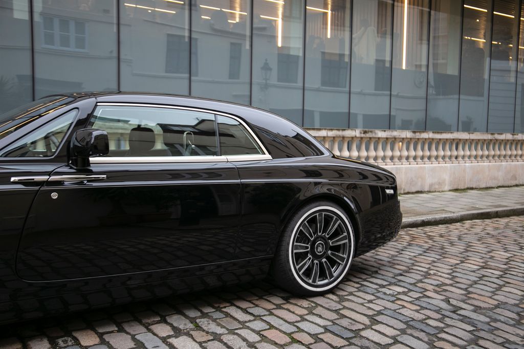 Rolls-Royce Phantom 2015