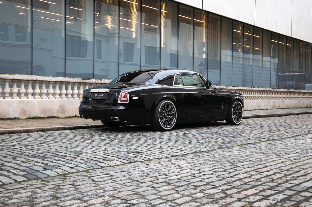 Rolls-Royce Phantom 2015