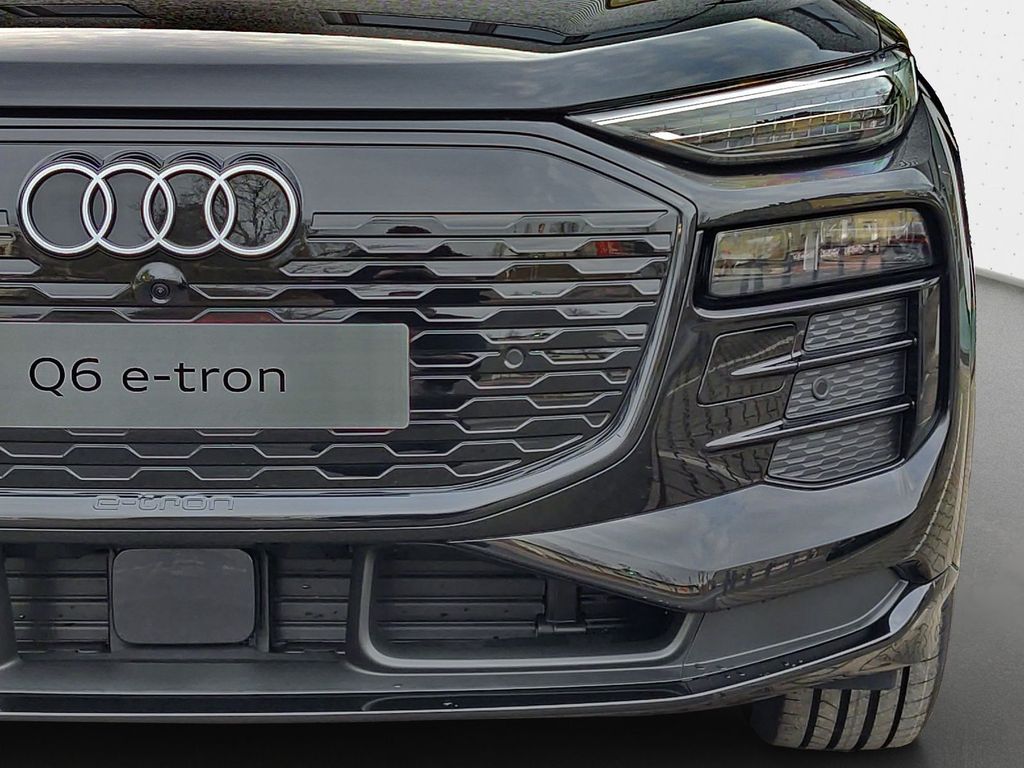 Audi Q6 e-tron 2025
