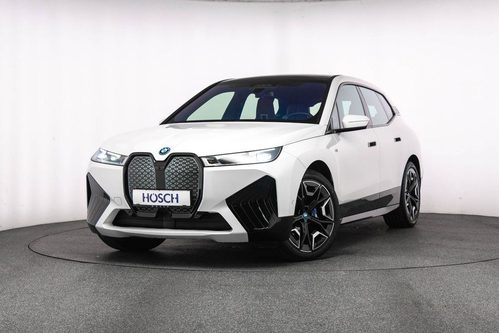 BMW iX 2023
