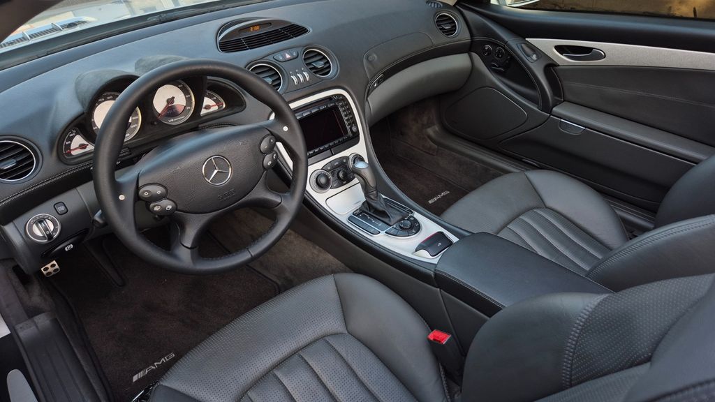 Mercedes-Benz SL 55 AMG 2005