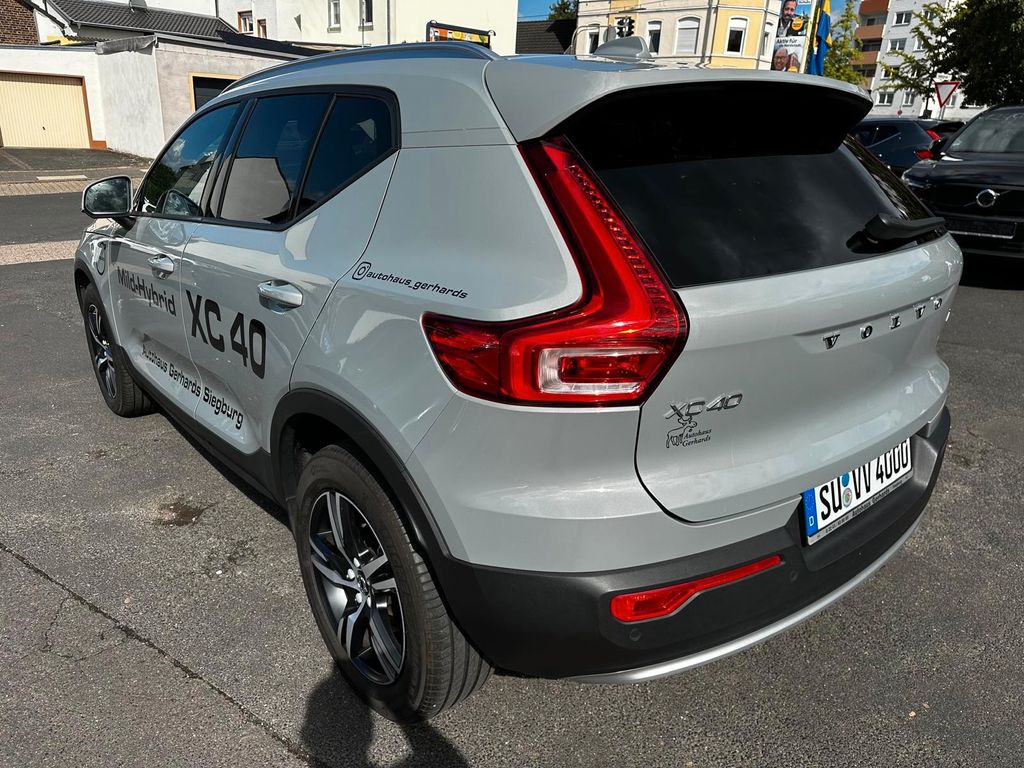 Volvo XC40 2024