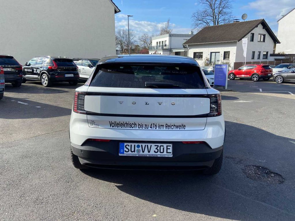 Volvo EX30 2023