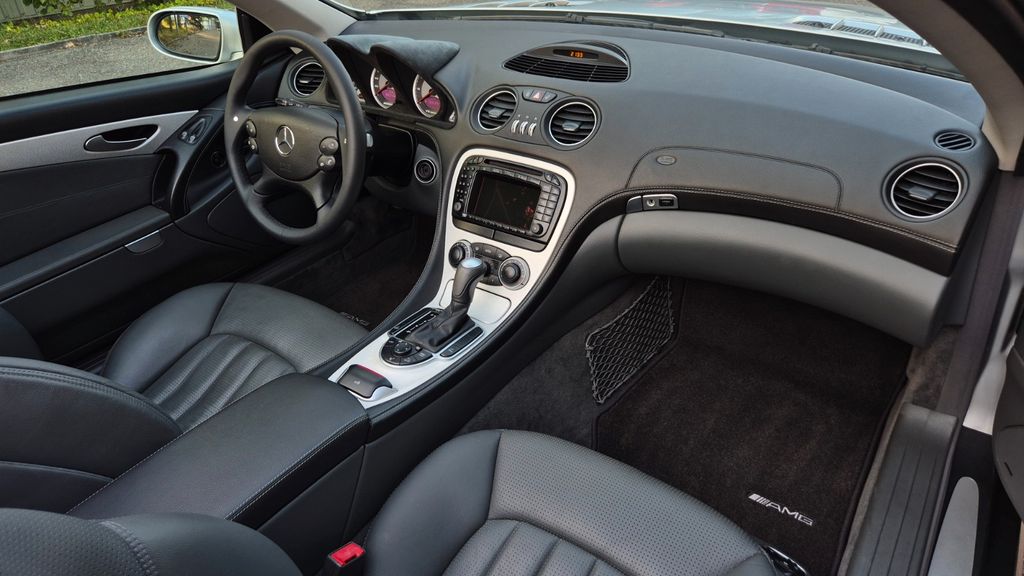 Mercedes-Benz SL 55 AMG 2005