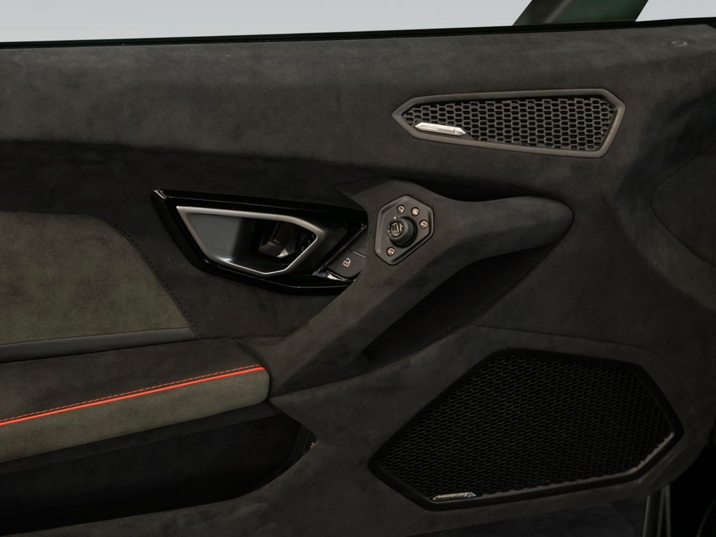 Lamborghini Huracán 2024