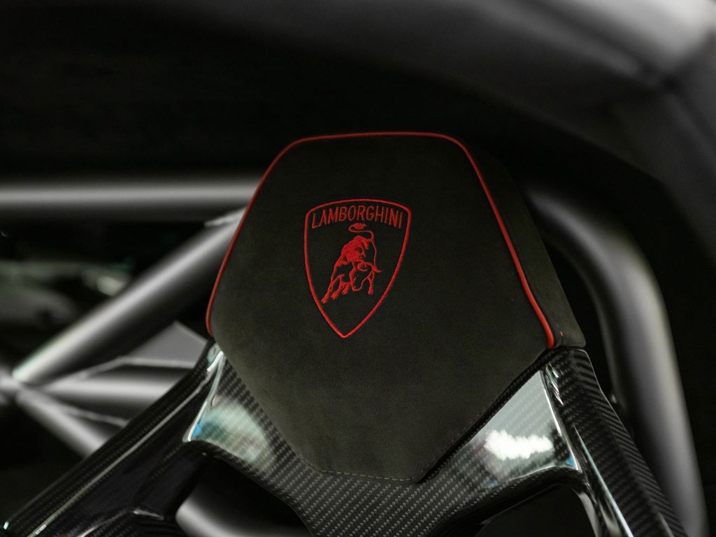 Lamborghini Huracán 2024
