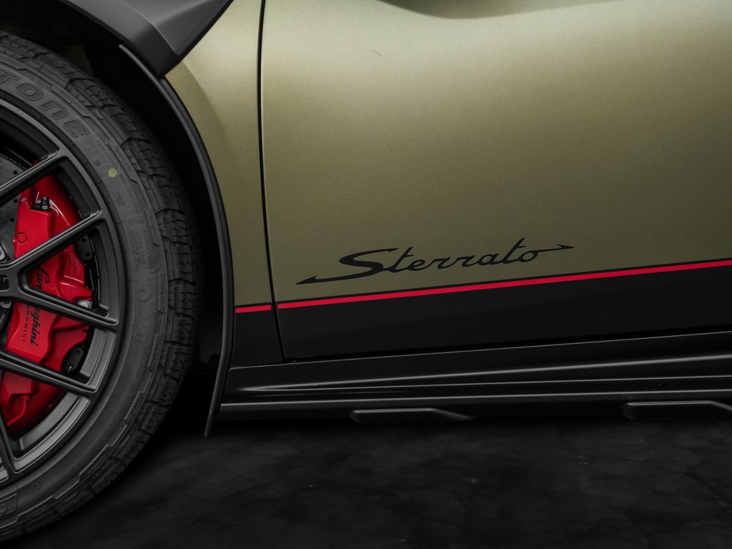 Lamborghini Huracán 2024