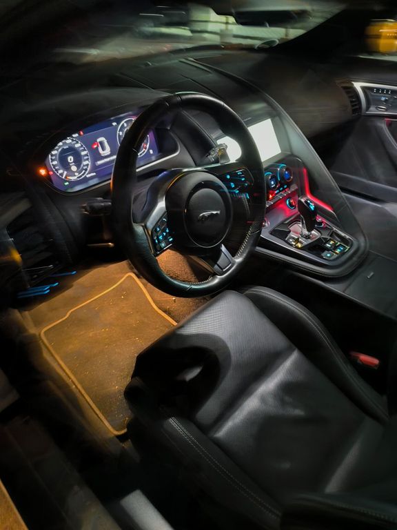 Jaguar F-Type 2020