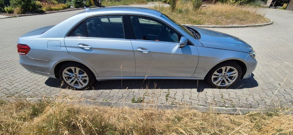 Mercedes-Benz E 200 2015