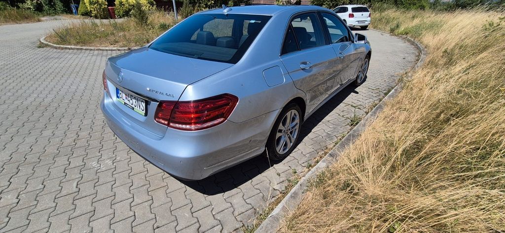 Mercedes-Benz E 200 2015