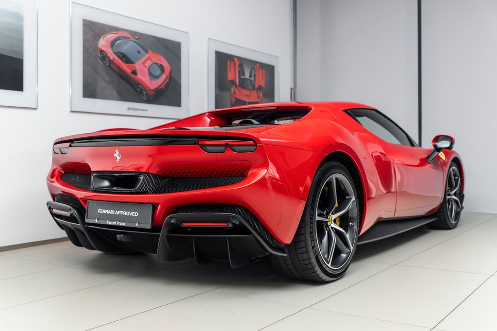 Ferrari 296 GTB 2022