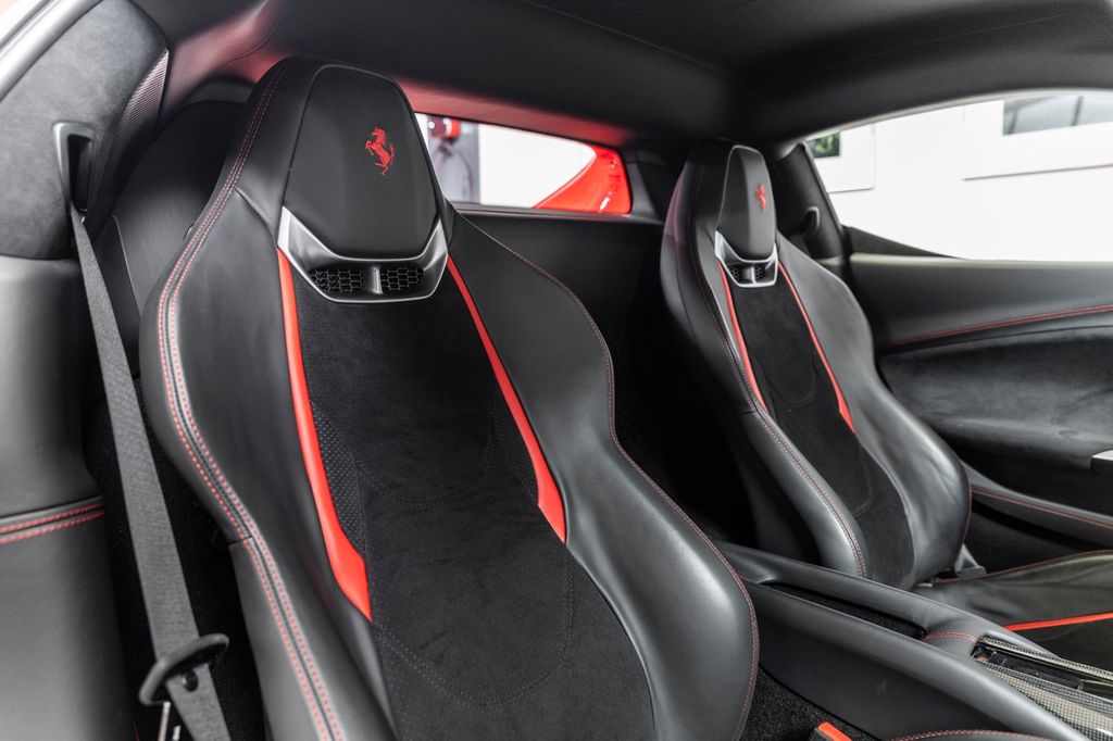 Ferrari 296 GTB 2022