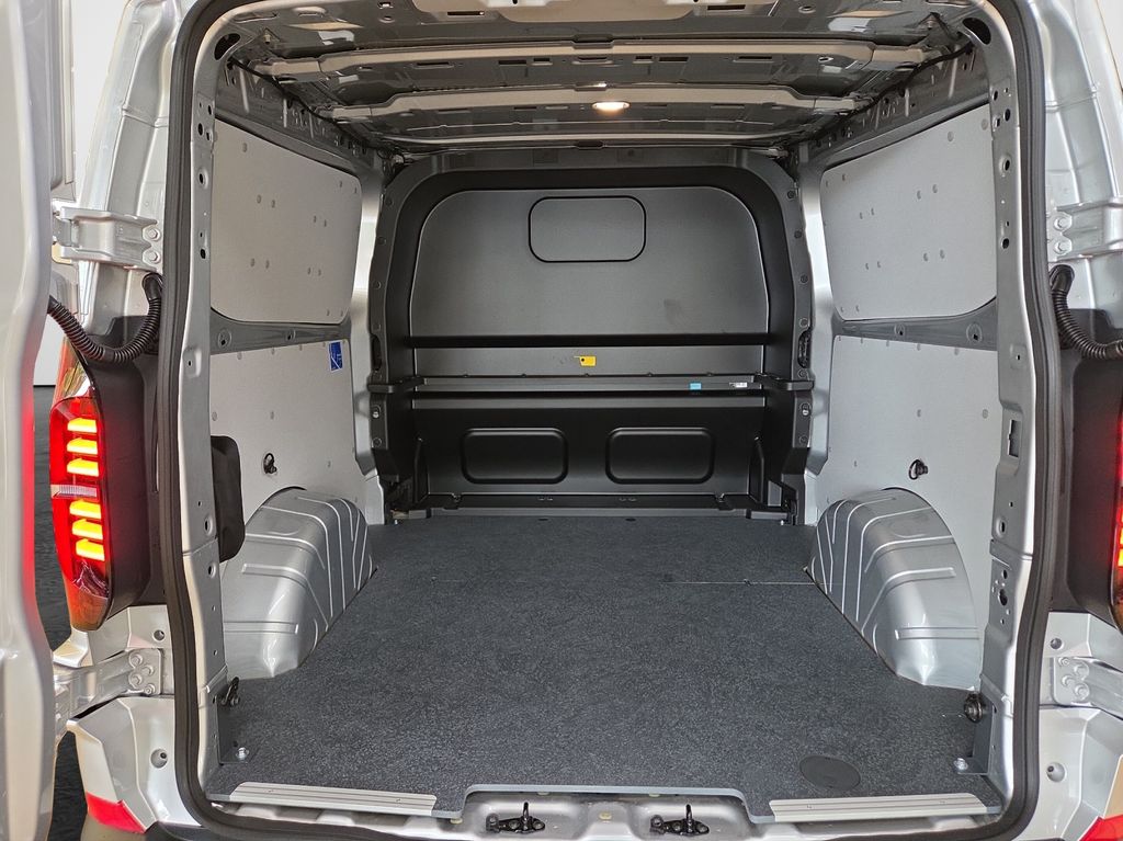 Volkswagen T7 Transporter