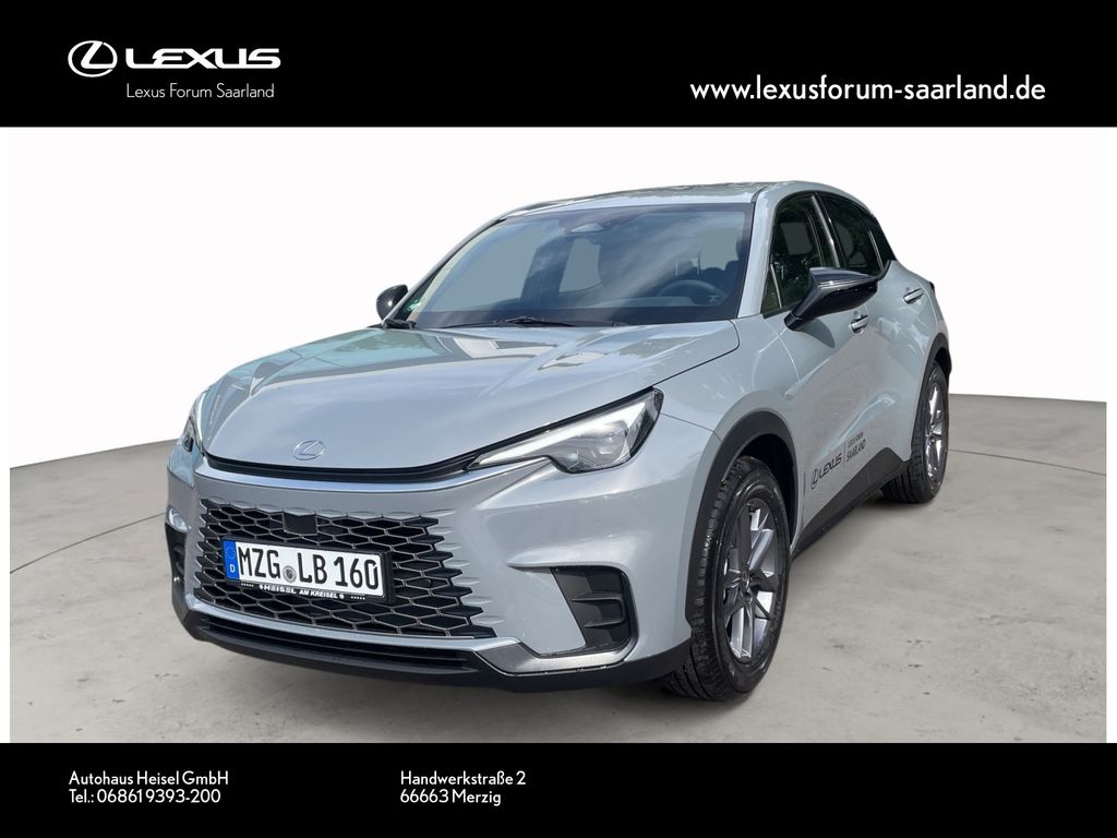 Lexus LBX 2025
