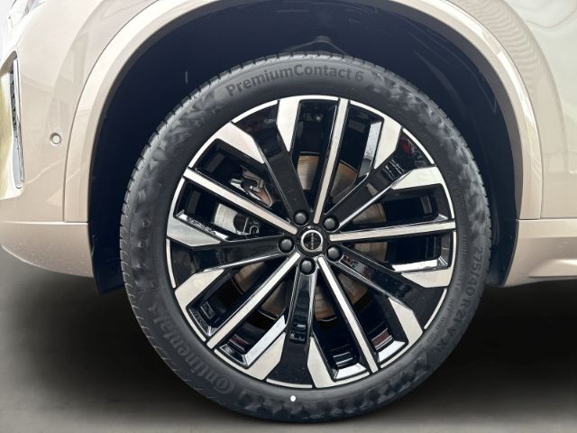 Volvo XC90 2025