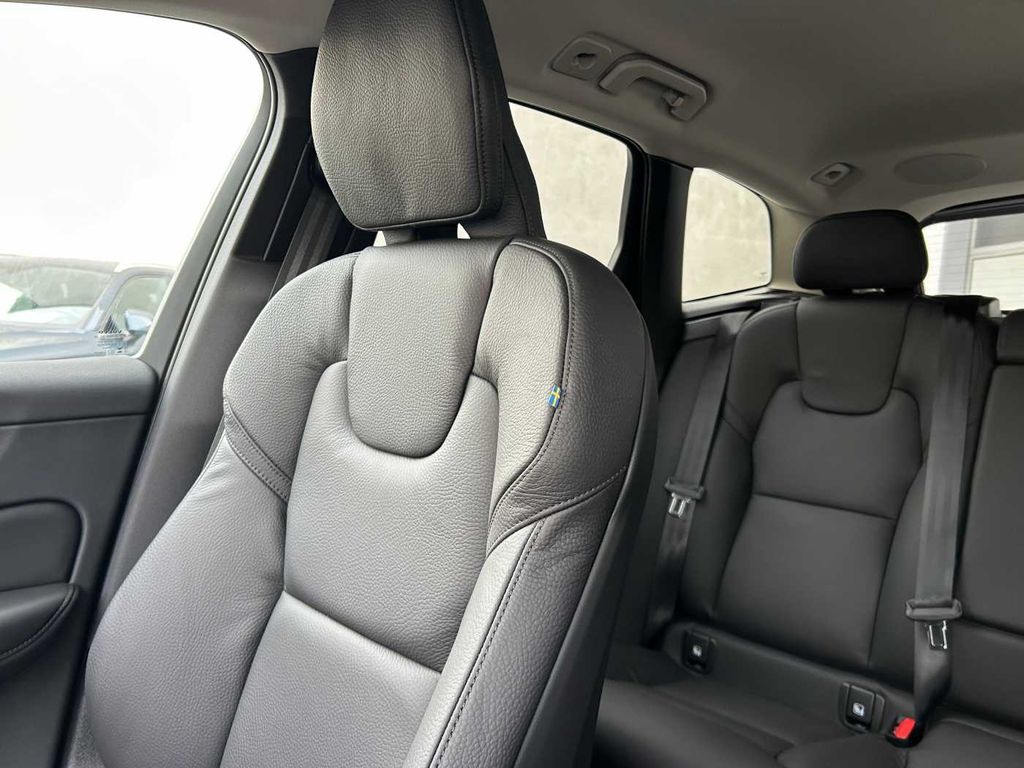 Volvo XC60 2024