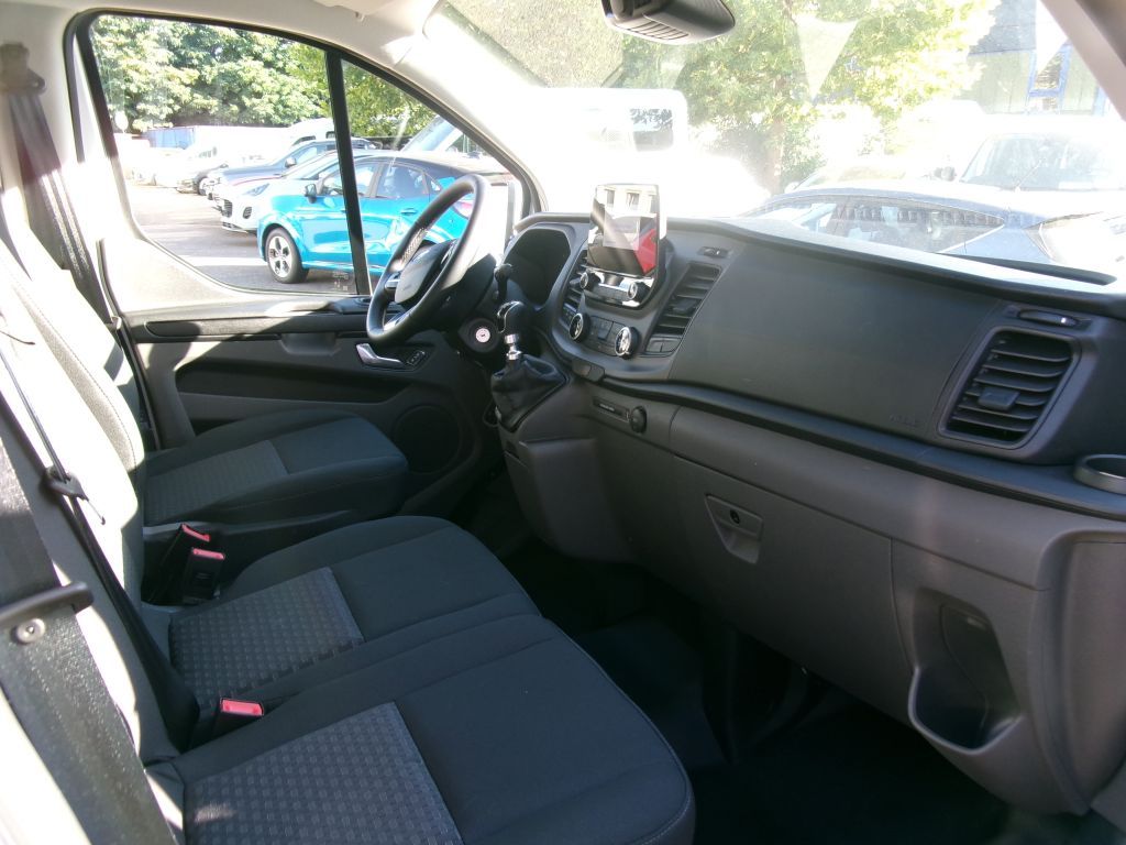 Ford Transit Custom 2024