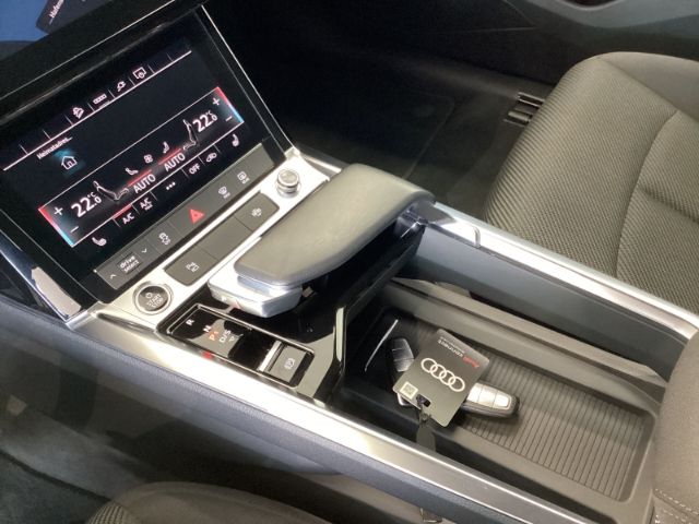Audi e-tron 2022