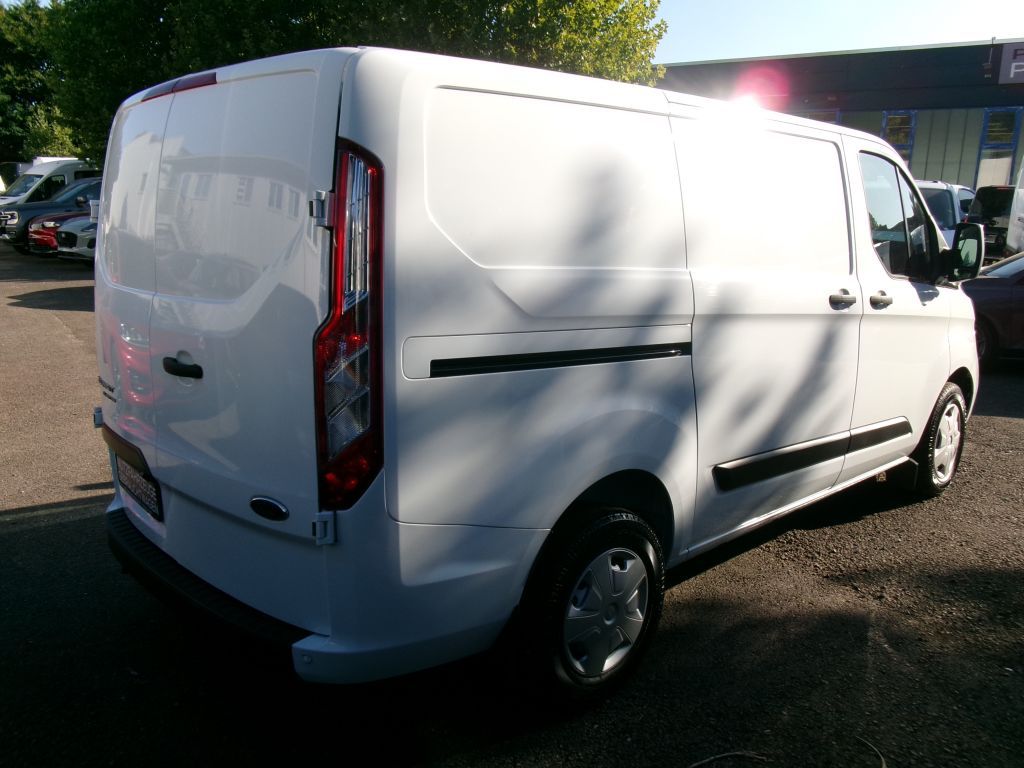Ford Transit Custom 2024