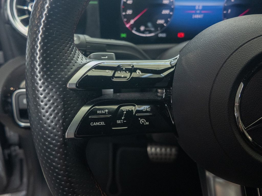 Mercedes-Benz CLA 200 2024